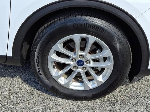 Certified 2020 Ford Escape SE image 8