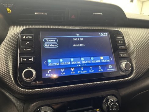 Used 2021 Nissan Kicks SV image 20
