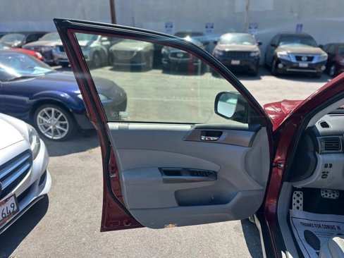 Used 2013 Subaru Forester 2.5XT Touring w/ Popular Pkg 2 image 26