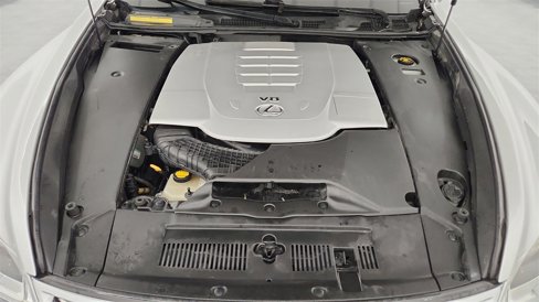Used 2013 Lexus LS 460 L image 28