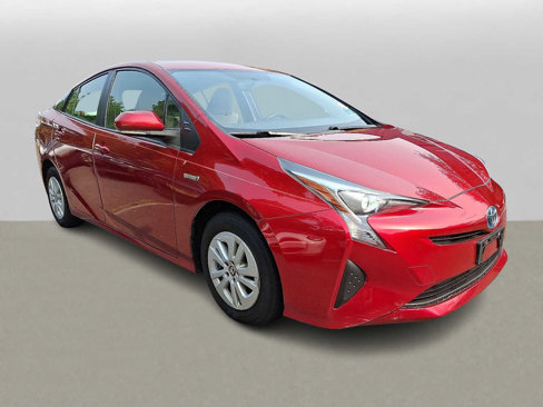 Used 2016 Toyota Prius Two image 2