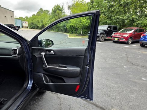 Used 2021 Kia Sportage LX image 38