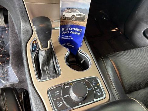 Used 2017 Jeep Grand Cherokee Overland image 21