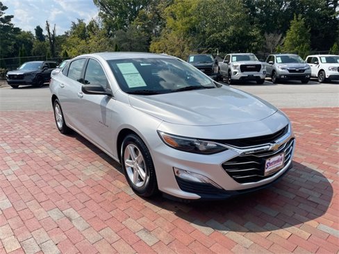 Used 2020 Chevrolet Malibu LS image 38