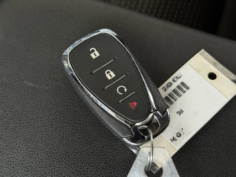 Used 2024 Chevrolet Trax LT image 34