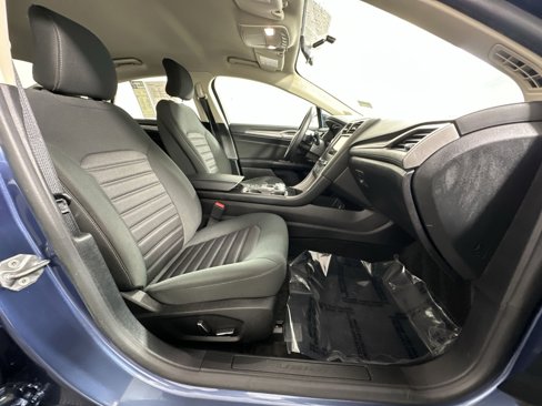 Used 2018 Ford Fusion SE w/ Fusion SE Technology Package image 25