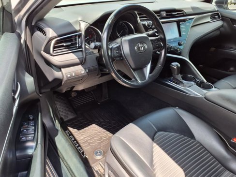 Used 2020 Toyota Camry SE image 13