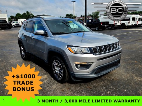 Used 2020 Jeep Compass Latitude image 1
