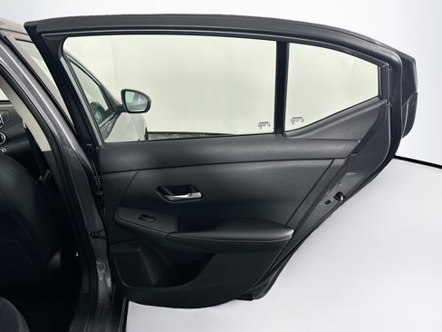 Used 2022 Nissan Sentra SV w/ Trunk Package image 27