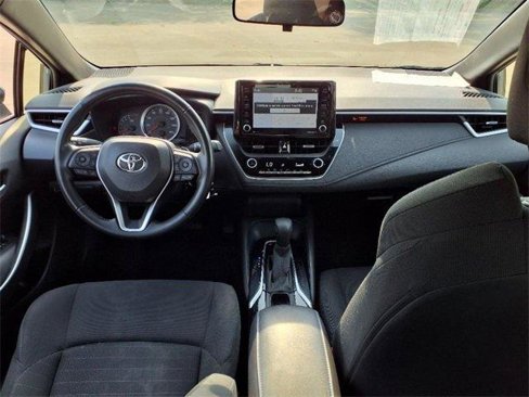 Used 2022 Toyota Corolla SE image 7