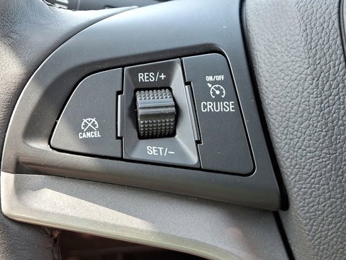 Certified 2022 Chevrolet Trax LT w/ LT Convenience Package image 21