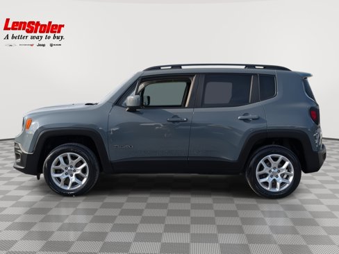 Used 2018 Jeep Renegade Latitude image 2