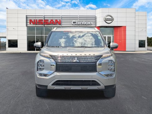 Used 2022 Mitsubishi Outlander SE image 8