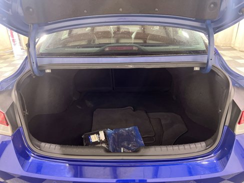 Used 2021 Hyundai Elantra Limited w/ Cargo Package image 22