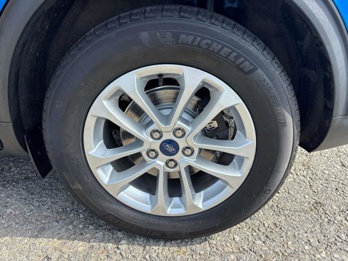 Used 2020 Ford Escape SE image 7