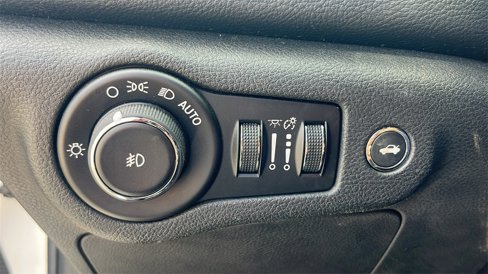 Used 2016 Chrysler 200 S image 14