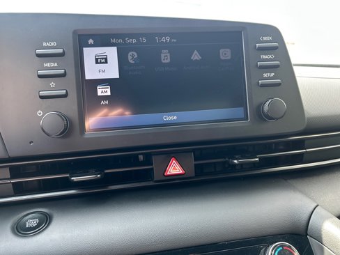 Certified 2025 Hyundai Elantra Sport image 32