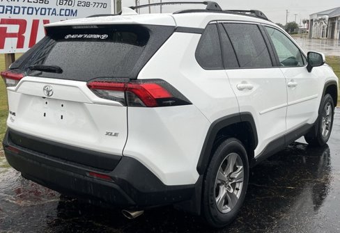 Used 2023 Toyota RAV4 XLE image 8