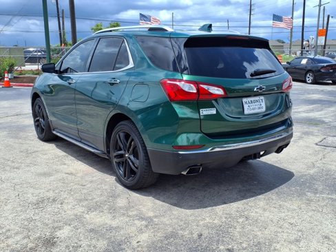 Used 2018 Chevrolet Equinox Premier image 2