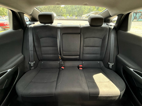 Used 2019 Chevrolet Malibu LT image 34
