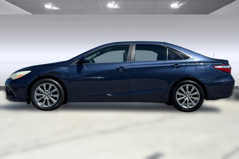 Used 2016 Toyota Camry XLE image 6
