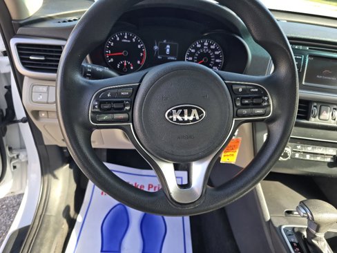 Used 2017 Kia Optima LX w/ Convenience Package image 11