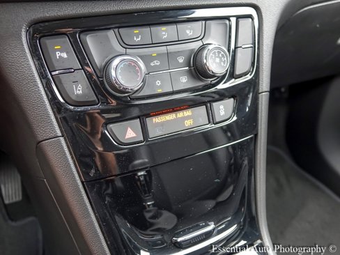 Used 2022 Buick Encore Preferred w/ Safety Package II image 21