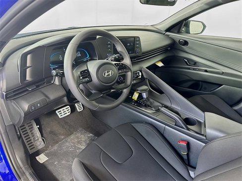 New 2025 Hyundai Elantra Sport image 19