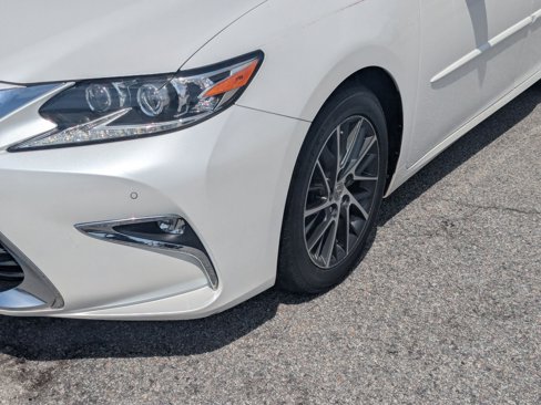 Used 2017 Lexus ES 350 image 9