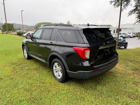 Used 2020 Ford Explorer XLT image 9