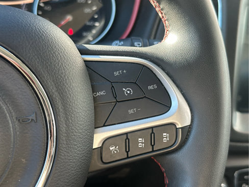 Used 2021 Jeep Compass Trailhawk image 28