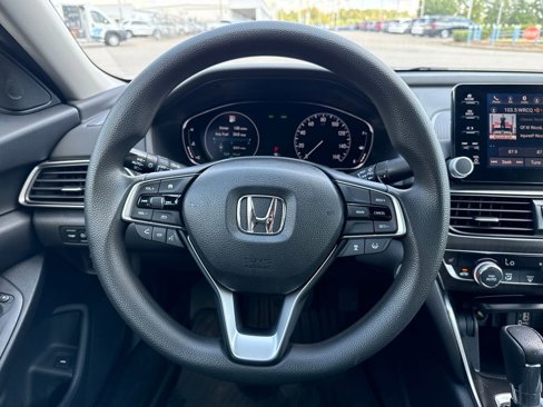 Used 2018 Honda Accord EX image 15