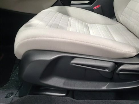 New 2025 Honda HR-V LX image 16