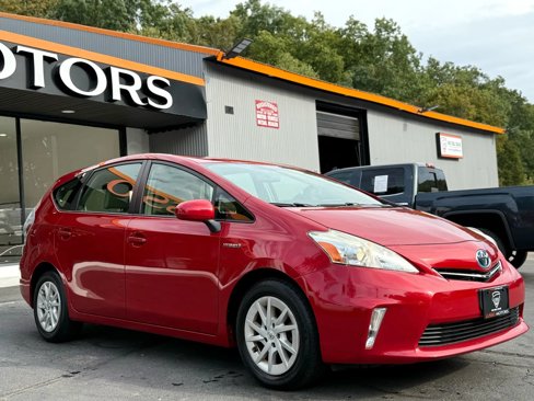 Used 2012 Toyota Prius V Two image 30