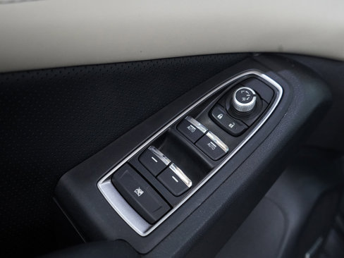 Used 2020 Subaru Ascent Limited w/ Technology Package image 24