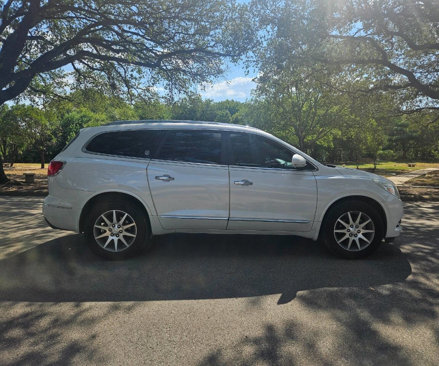 Used 2017 Buick Enclave Leather image 3