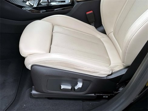 Used 2023 BMW X3 sDrive30i image 17