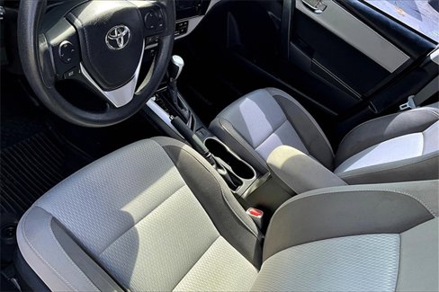 Used 2019 Toyota Corolla LE image 15