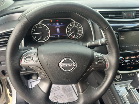 Used 2023 Nissan Murano SL image 9