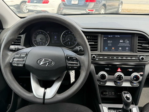 Used 2019 Hyundai Elantra SEL w/ Cargo Package image 27