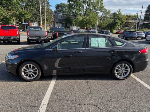 Used 2019 Ford Fusion SE image 6