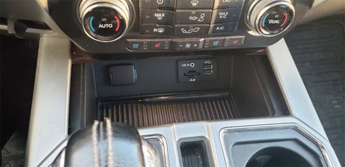 Used 2015 Ford F150 Lariat w/ Equipment Group 502A Luxury image 18