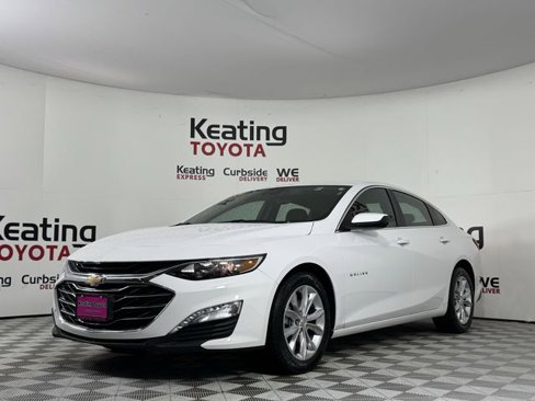Used 2024 Chevrolet Malibu LT image 3