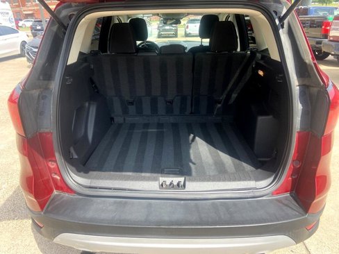 Used 2019 Ford Escape SE image 7