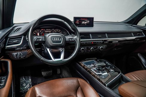 Used 2017 Audi Q7 3.0T Premium Plus image 5