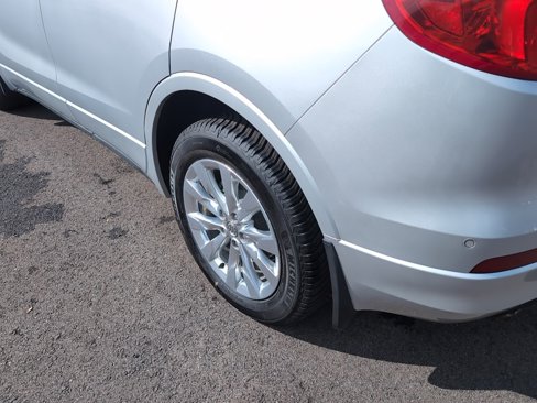 Used 2018 Buick Envision Essence image 10