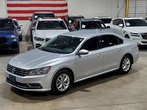 Used 2017 Volkswagen Passat 1.8T S image 36