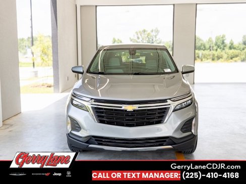 Used 2024 Chevrolet Equinox LT image 2