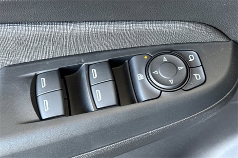 New 2025 Buick Envista Preferred image 12