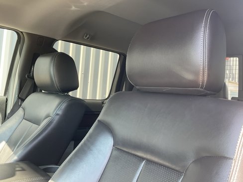 Used 2012 Ford F150 Lariat w/ Lariat Chrome Pkg image 10